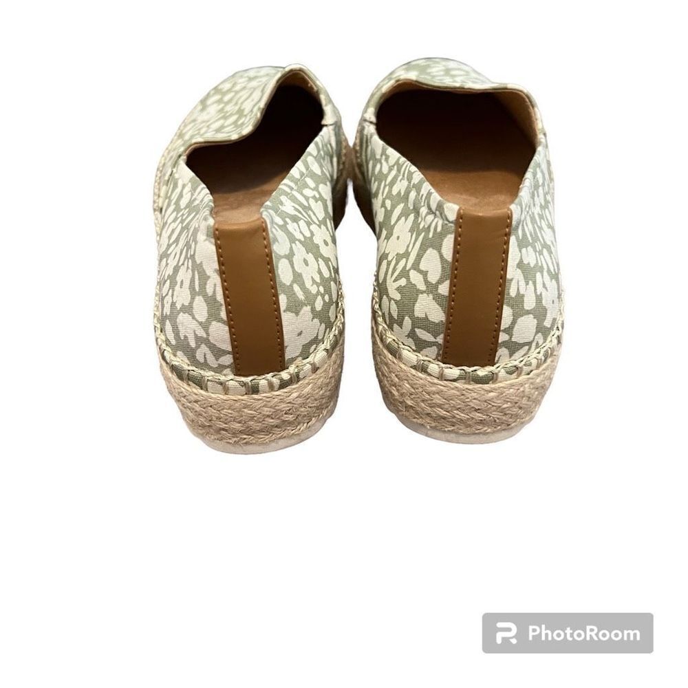 Dr Scholl’s Green and White Floral Slip On Espadrille Shoes Size 6 NEW - Picture 2 of 9